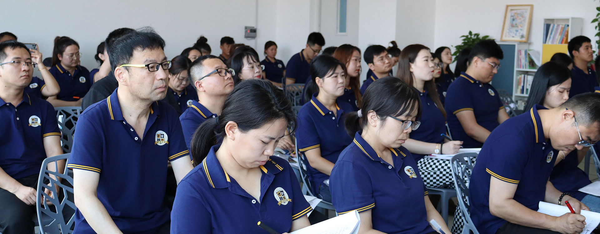 广州美女操大学生